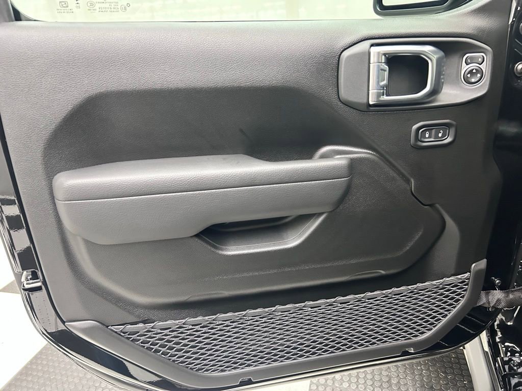 New 2026 Jeep Wrangler Unlimited Rubicon image 8