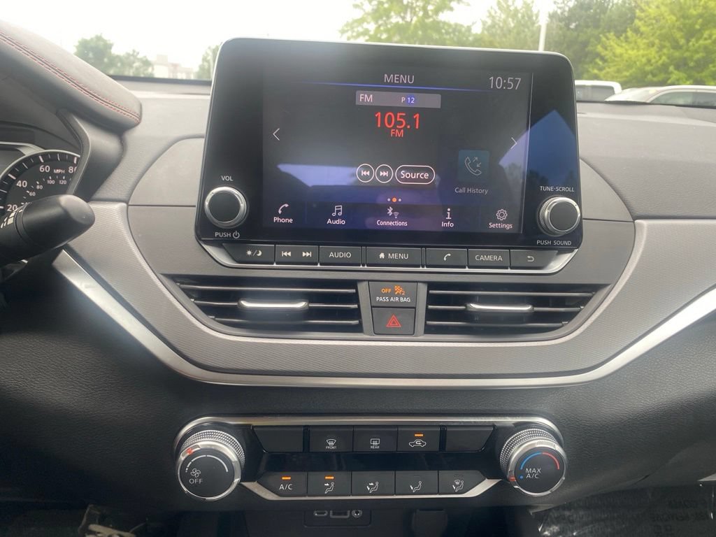 Certified 2025 Nissan Altima 2.5 SR FWD image 27