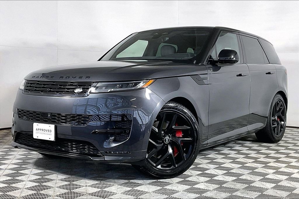 Used 2025 Land Rover Range Rover Sport Dynamic SE image 1