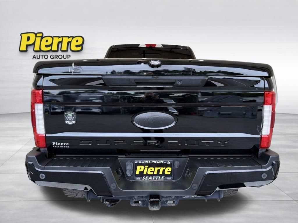 Used 2019 Ford F250 Lariat w/ Lariat Ultimate Package AWD/4WD image 3