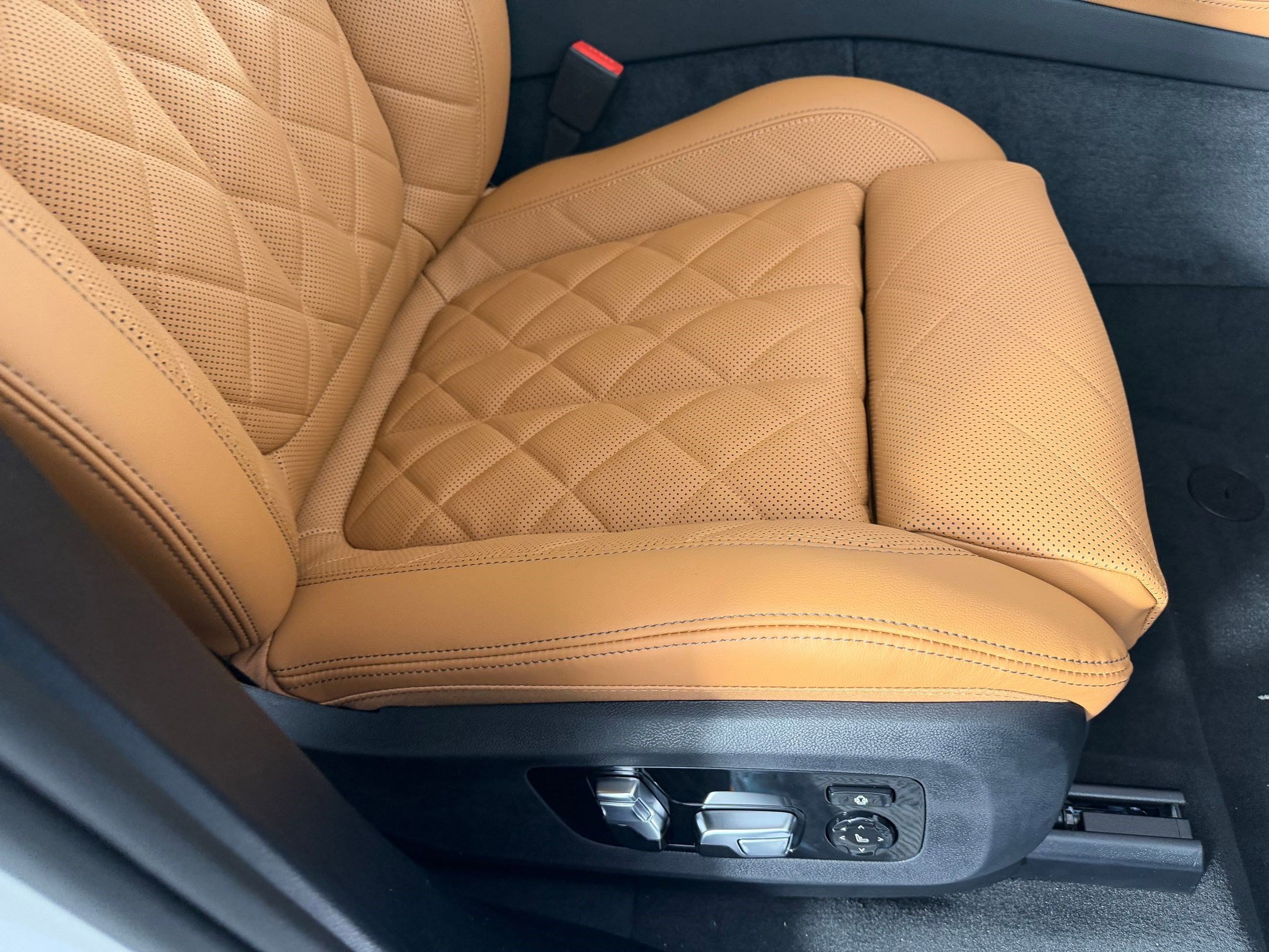 New 2026 BMW X5 sDrive40i image 34