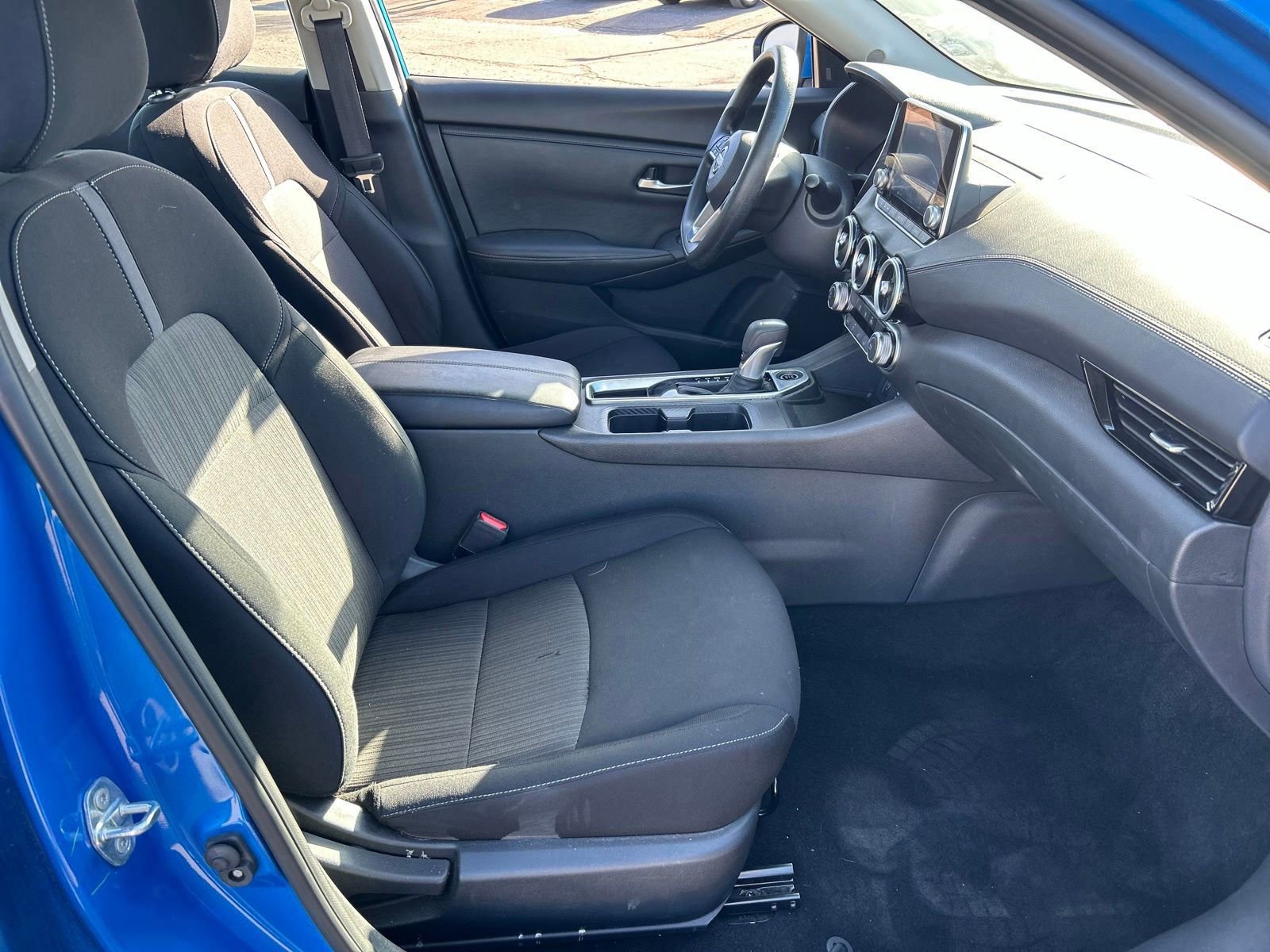 Certified 2025 Nissan Sentra SV FWD image 10