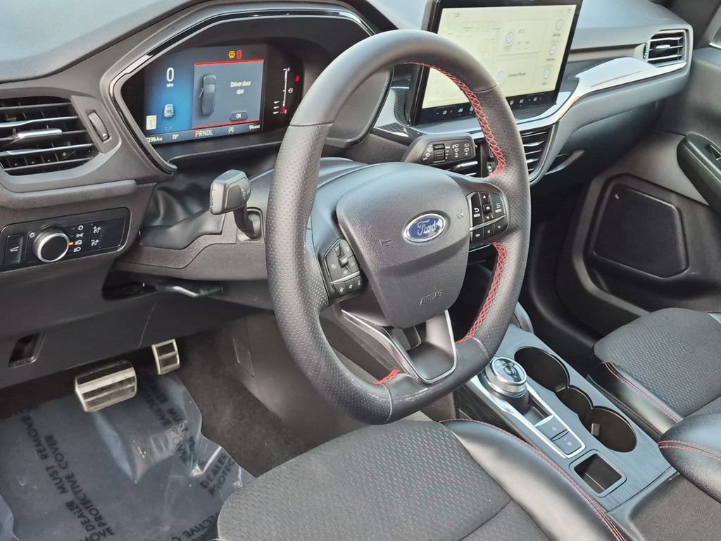Used 2024 Ford Escape ST-Line w/ Tech Pack #1 FWD image 14