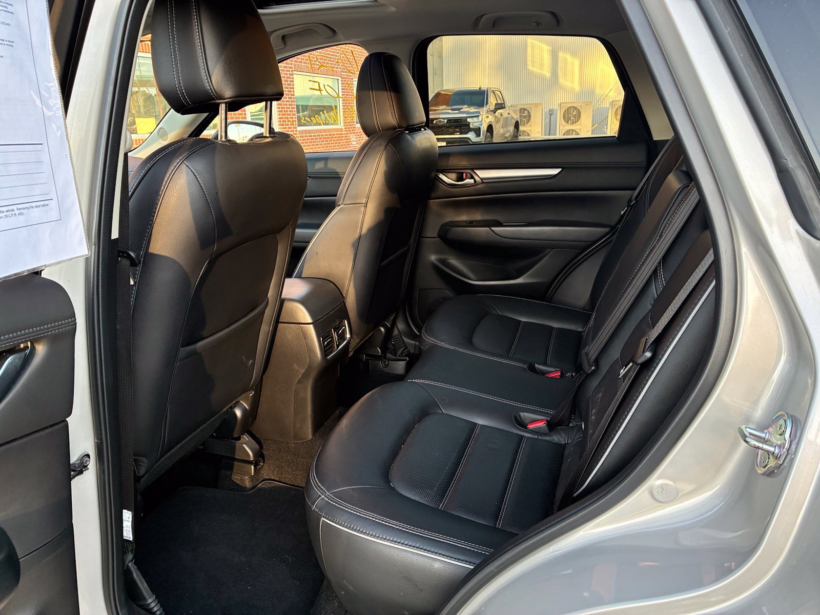 Used 2025 MAZDA CX-5 AWD 2.5 S w/ Preferred Package image 3