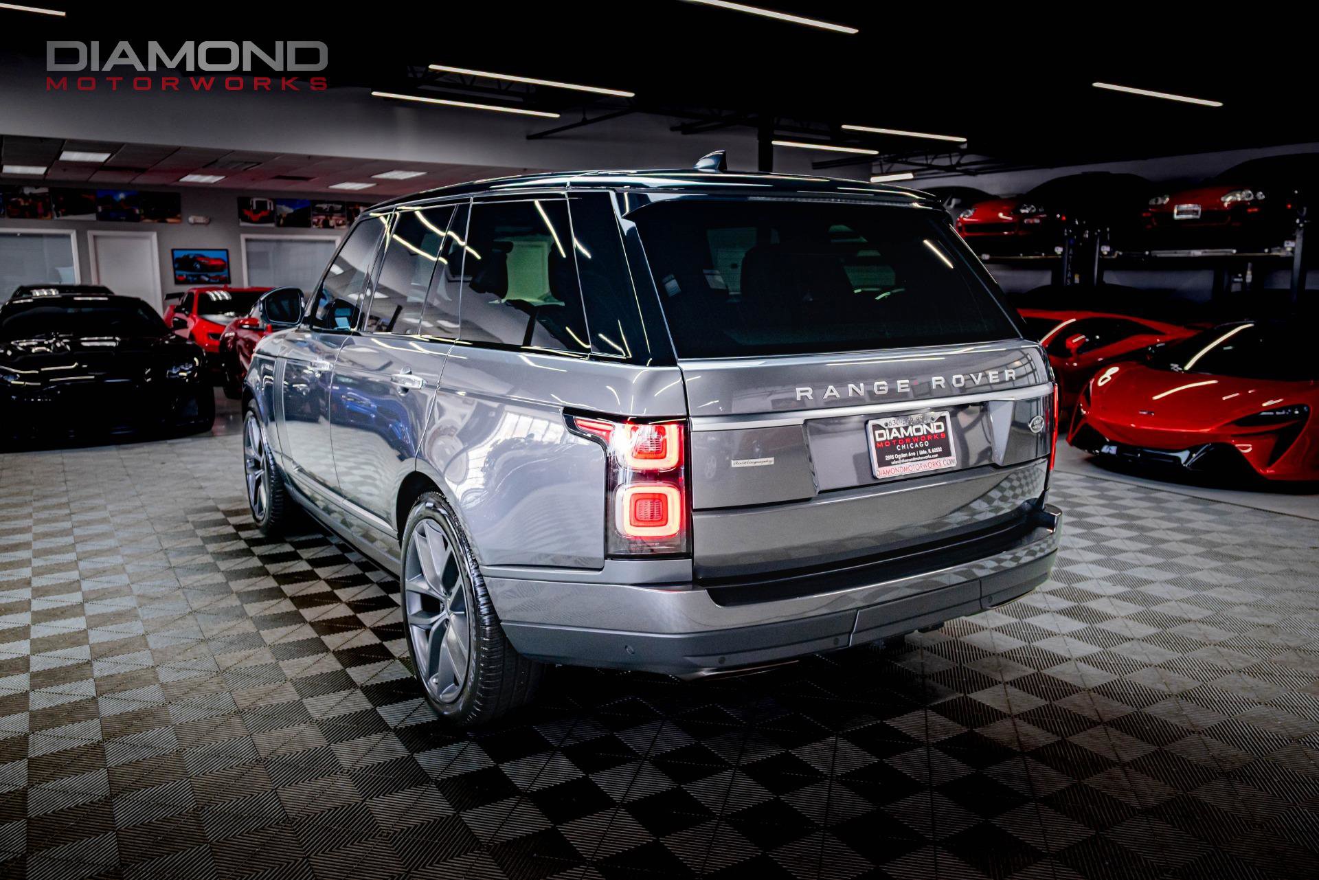 Used 2019 Land Rover Range Rover Autobiography image 4