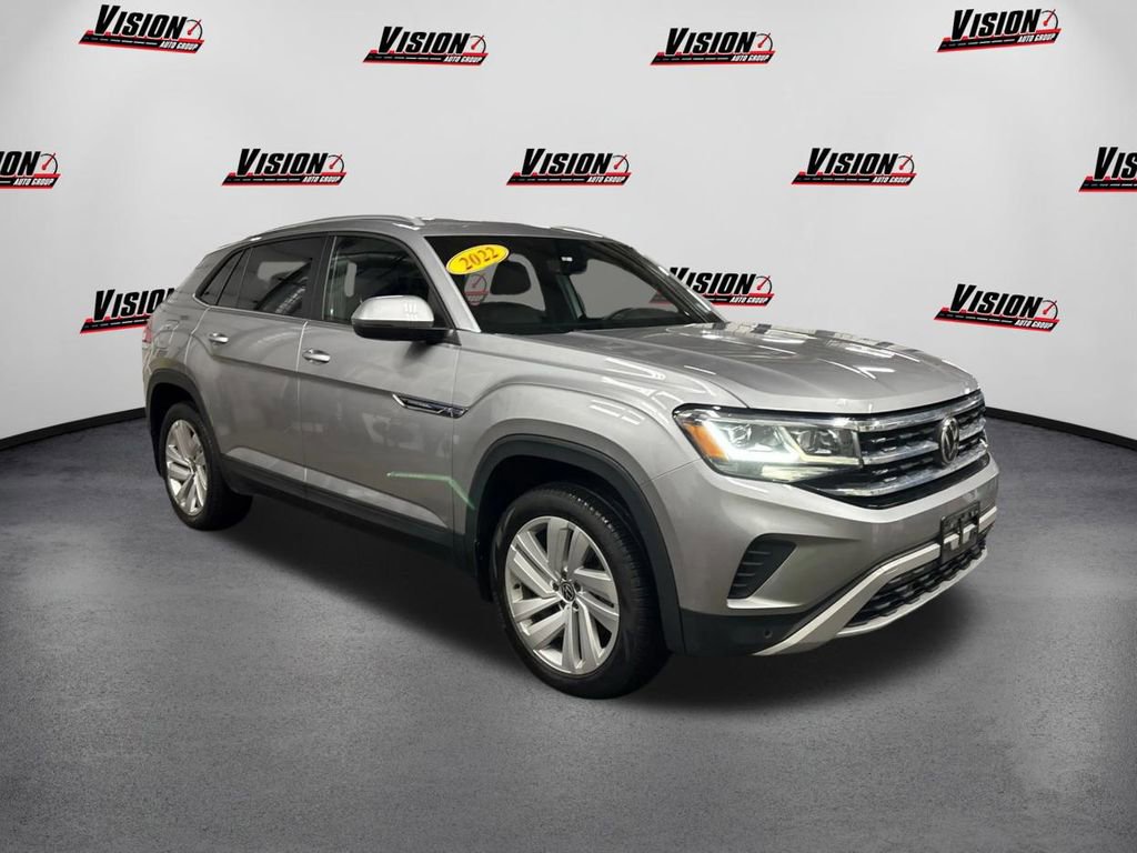 Used 2022 Volkswagen Atlas Cross Sport SE video 3