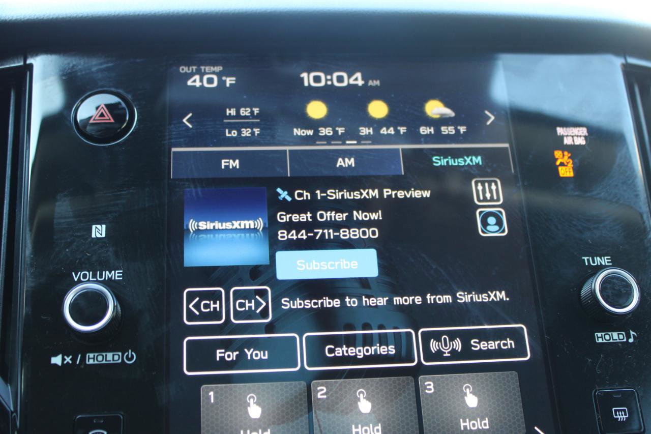 Used 2024 Subaru Outback Premium AWD/4WD image 28