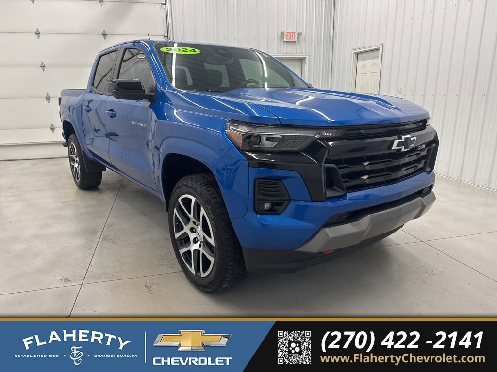 Used 2024 Chevrolet Colorado Z71 w/ Z71 Convenience Package 2
