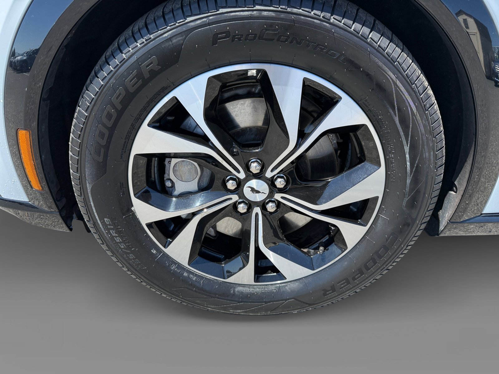 Certified 2023 Ford Mustang Mach-E Premium RWD image 9