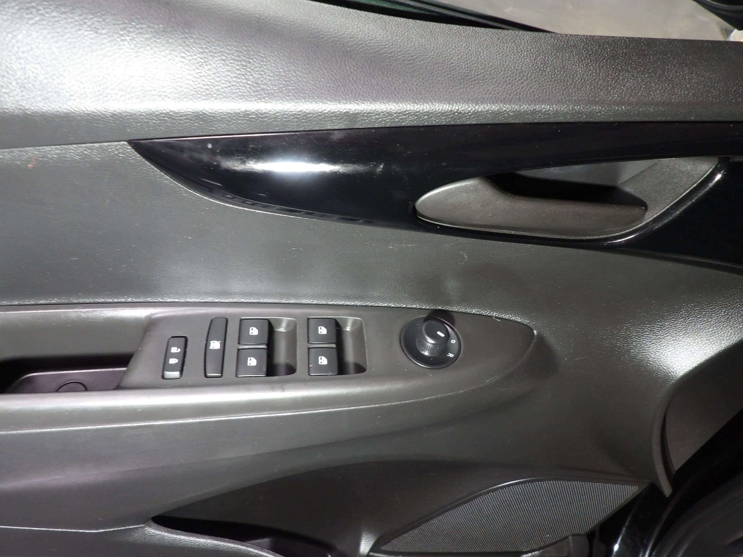 Used 2021 Chevrolet Spark LT FWD image 8