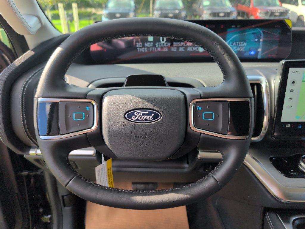 New 2027 Ford Expedition Platinum RWD image 31