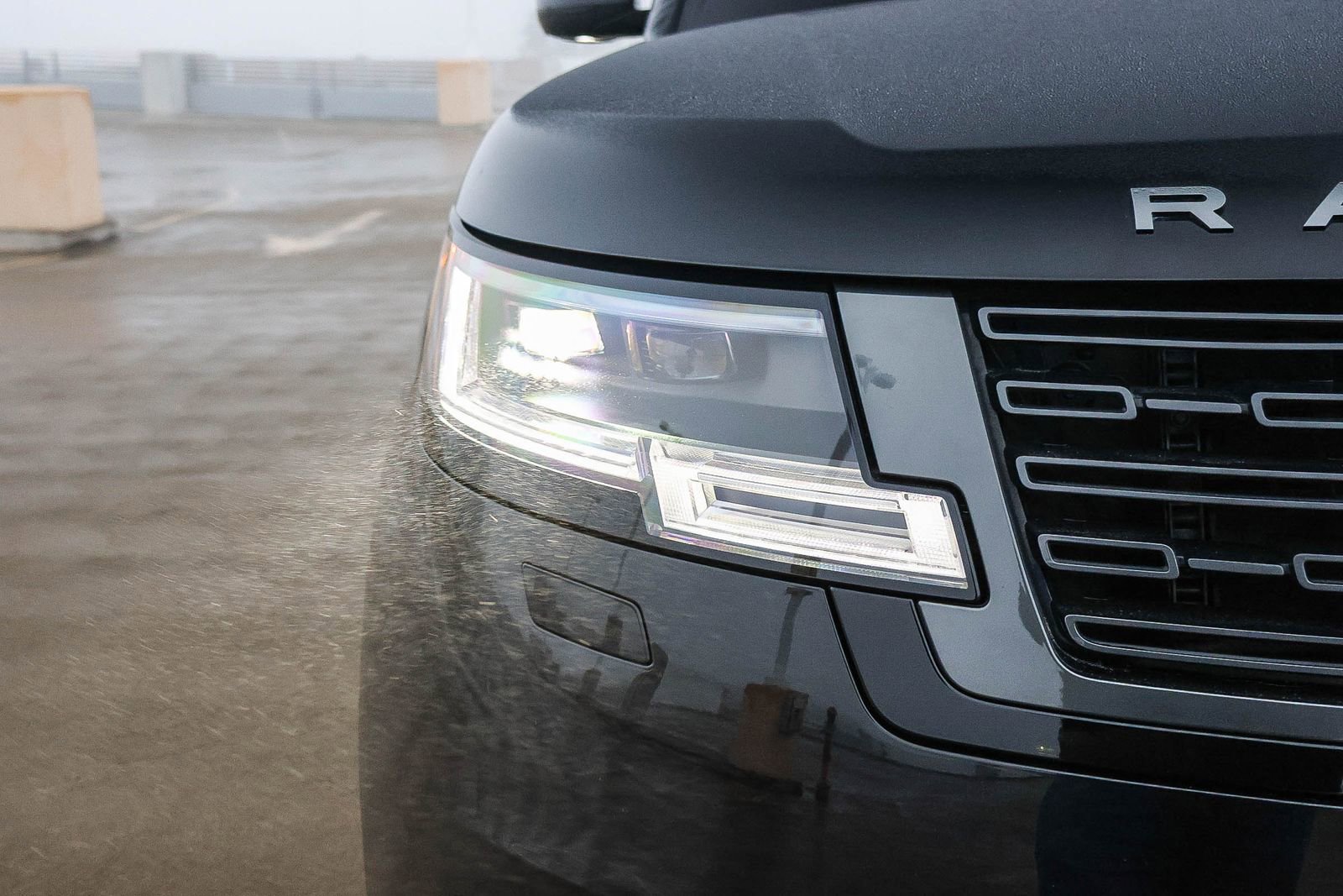 Used 2023 Land Rover Range Rover SE image 15