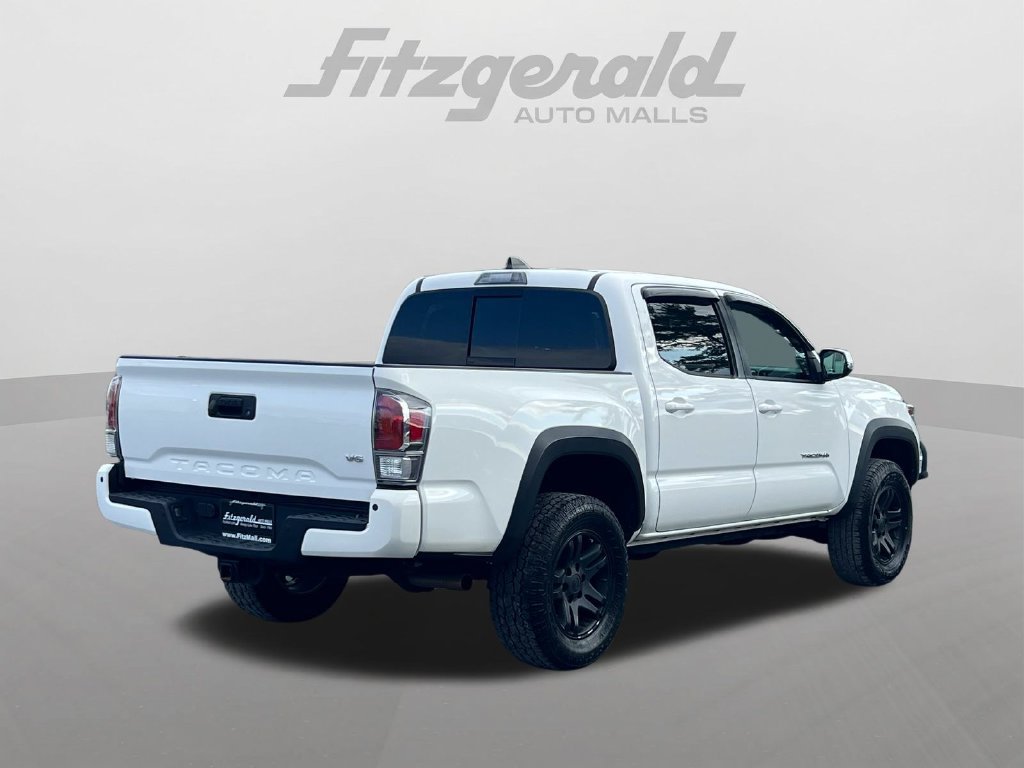 Used 2021 Toyota Tacoma TRD Off-Road w/ Technology Package AWD/4WD image 8