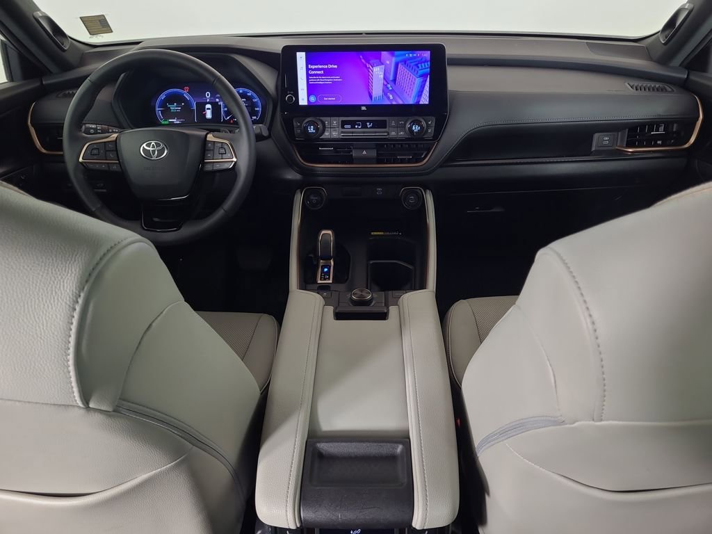 Used 2024 Toyota Grand Highlander AWD Hybrid image 22