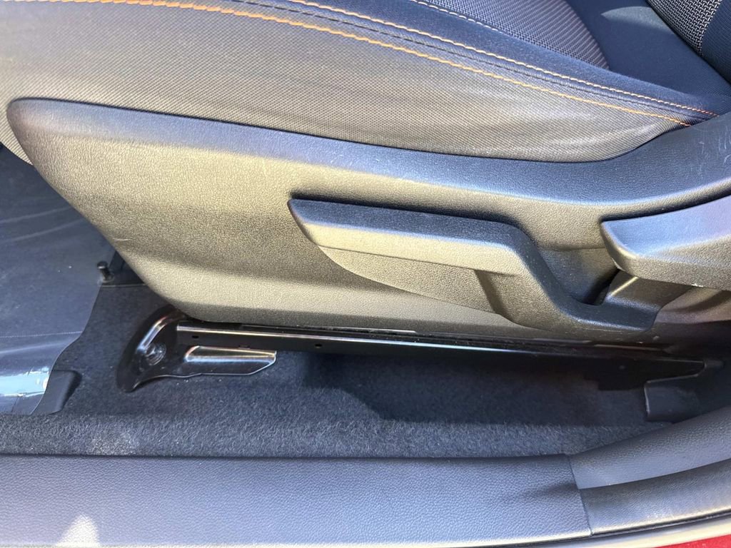 Used 2019 Subaru Crosstrek 2.0i Premium w/ Popular Package #4 image 25