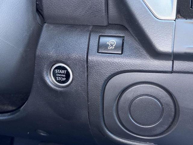 Certified 2025 Nissan Frontier SV w/ SV Convenience Package RWD image 17