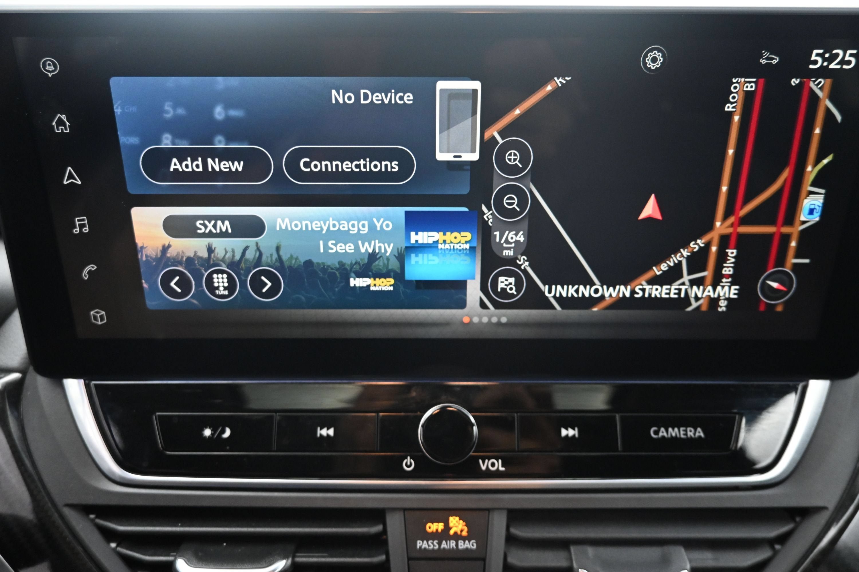 Used 2023 Nissan Altima 2.5 SR w/ SR Premium Package FWD image 22