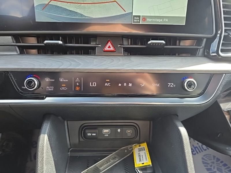 Certified 2023 Kia Sportage X-Line w/ X-Line Premium Package image 17