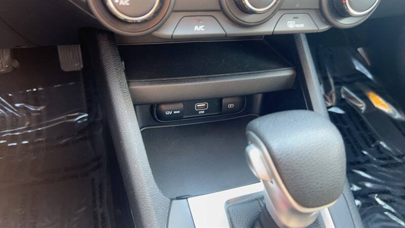 Used 2024 Kia Forte LXS FWD image 13