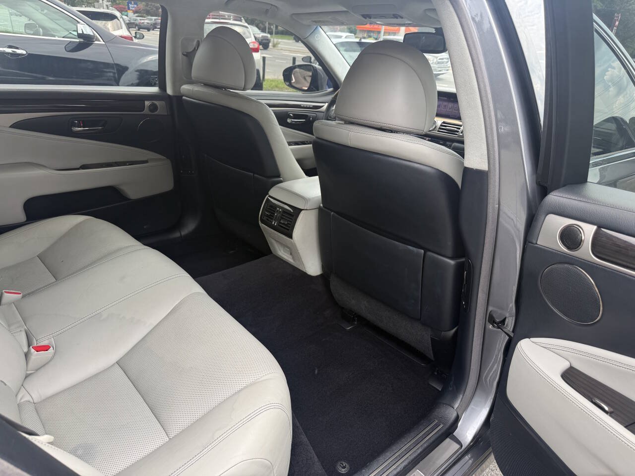 Used 2014 Lexus LS 460 L RWD image 15