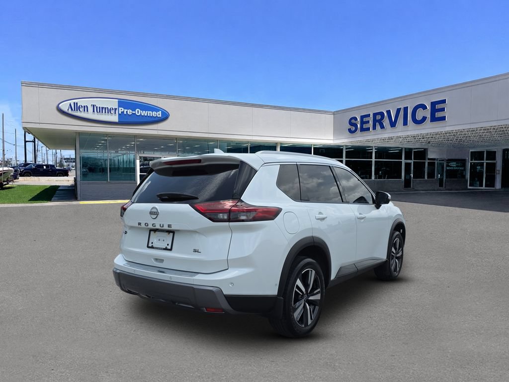 Used 2024 Nissan Rogue SL FWD image 8