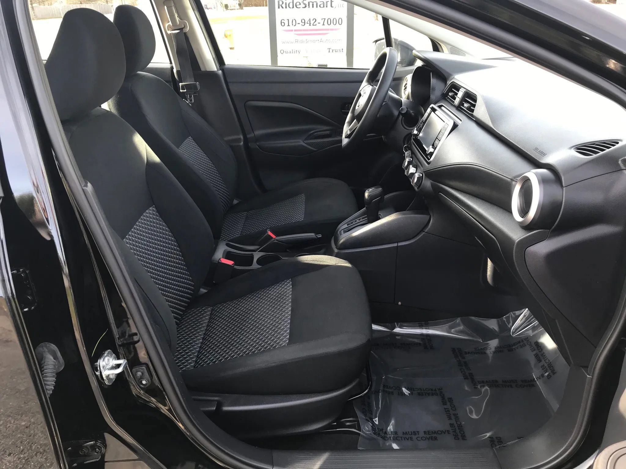 Used 2024 Nissan Versa S w/ Trunk Package image 39