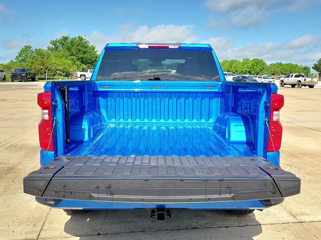 New 2025 Chevrolet Silverado 1500 Custom w/ Turbomax Blackout Package image 8
