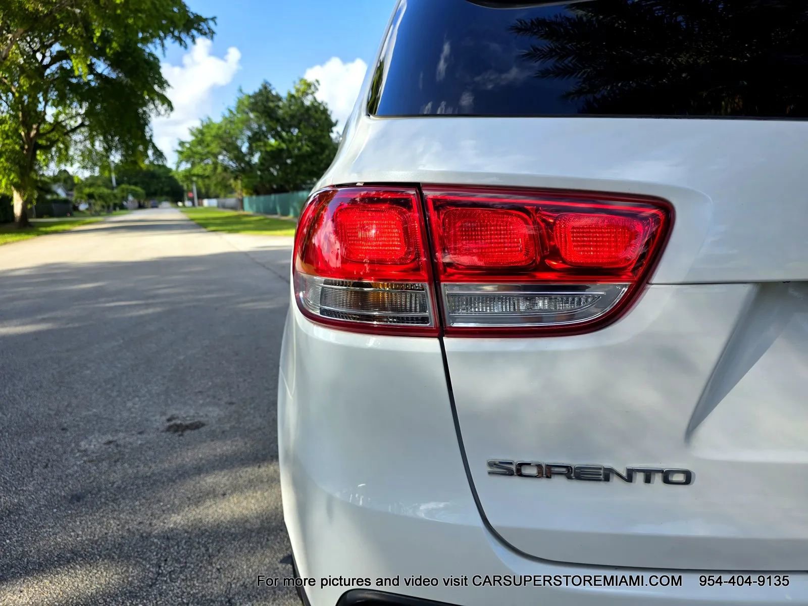 Used 2017 Kia Sorento LX FWD image 46