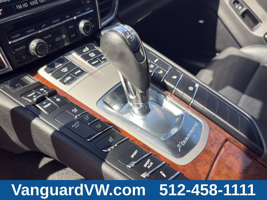Used 2014 Porsche Panamera S RWD image 16