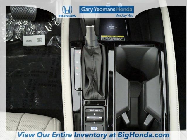 Used 2025 Honda Accord Touring image 19