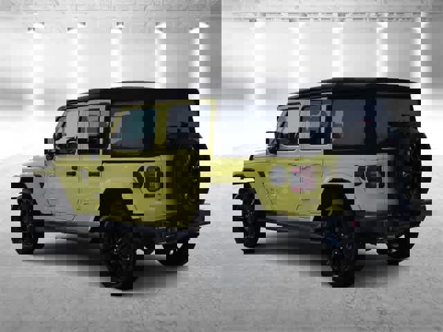 Used 2023 Jeep Wrangler Sahara w/ Cold Weather Group image 6