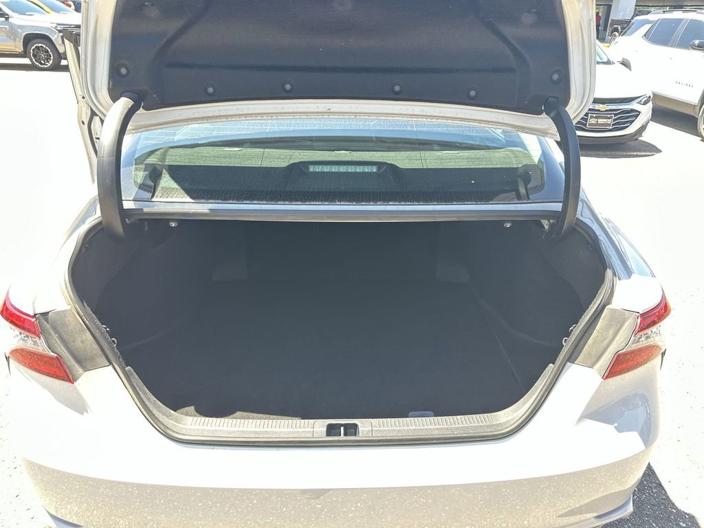 Used 2024 Toyota Camry XSE FWD image 30
