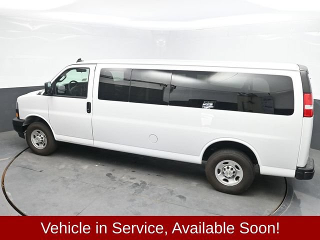 Used 2024 Chevrolet Express 3500 LS RWD image 27