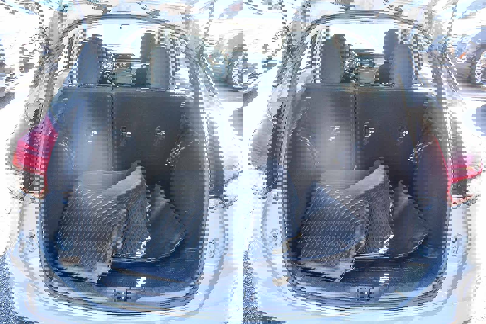 Used 2021 Nissan Kicks SV image 36