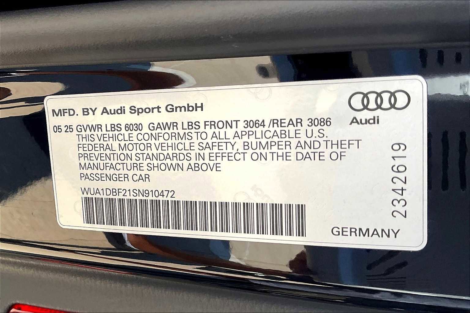 New 2025 Audi RS 6 performance image 19