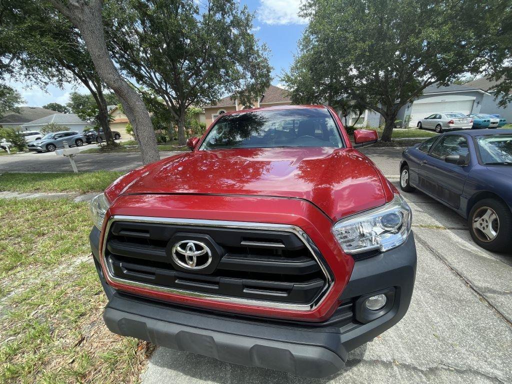 Used 2017 Toyota Tacoma SR5 RWD image 11