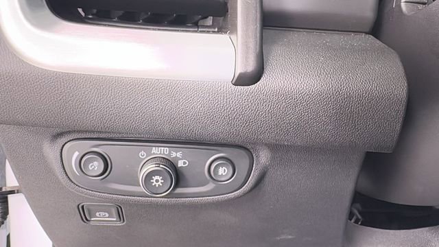 Used 2024 GMC Terrain SLT image 35