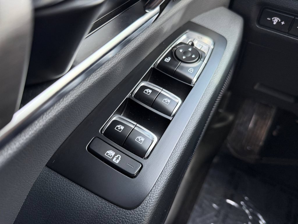 Used 2025 Kia Telluride SX X-Line AWD/4WD image 26