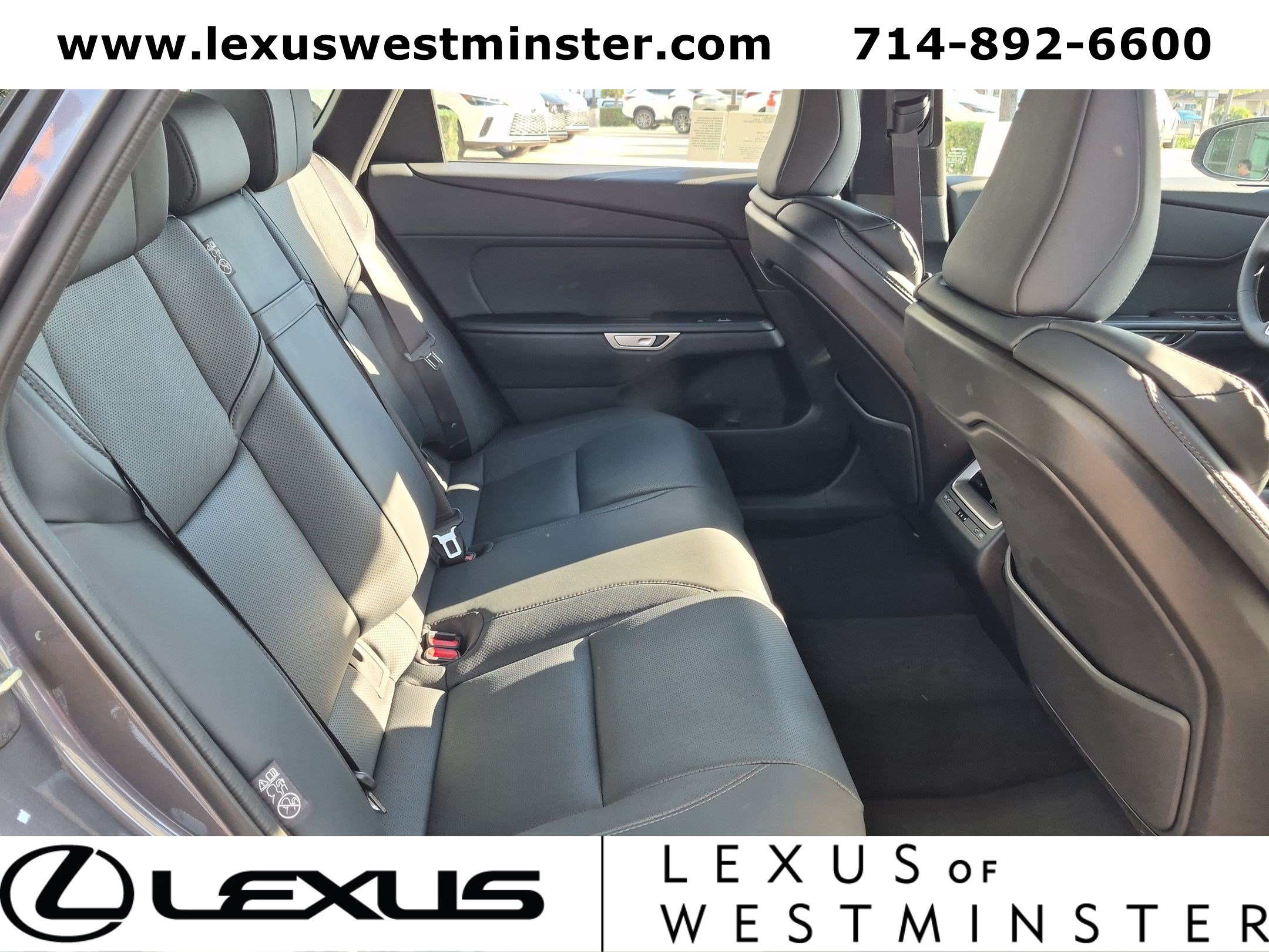 New 2026 Lexus ES 350e w/ Convenience Package FWD image 5