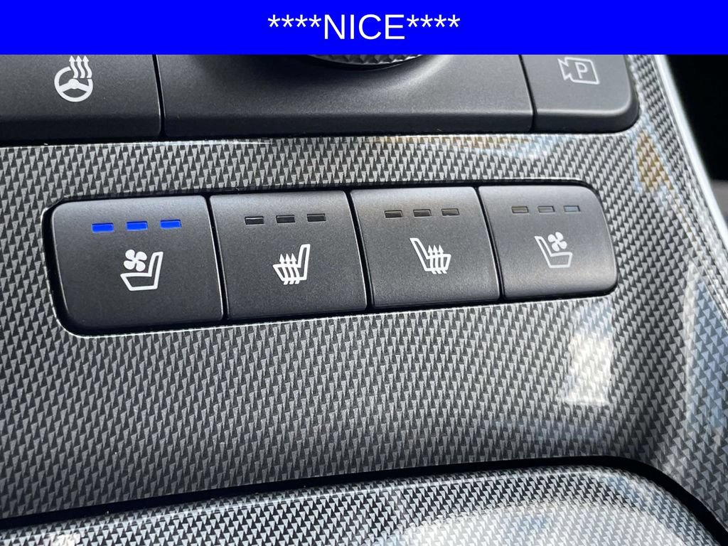 Used 2023 Hyundai Santa Fe Limited AWD/4WD image 23