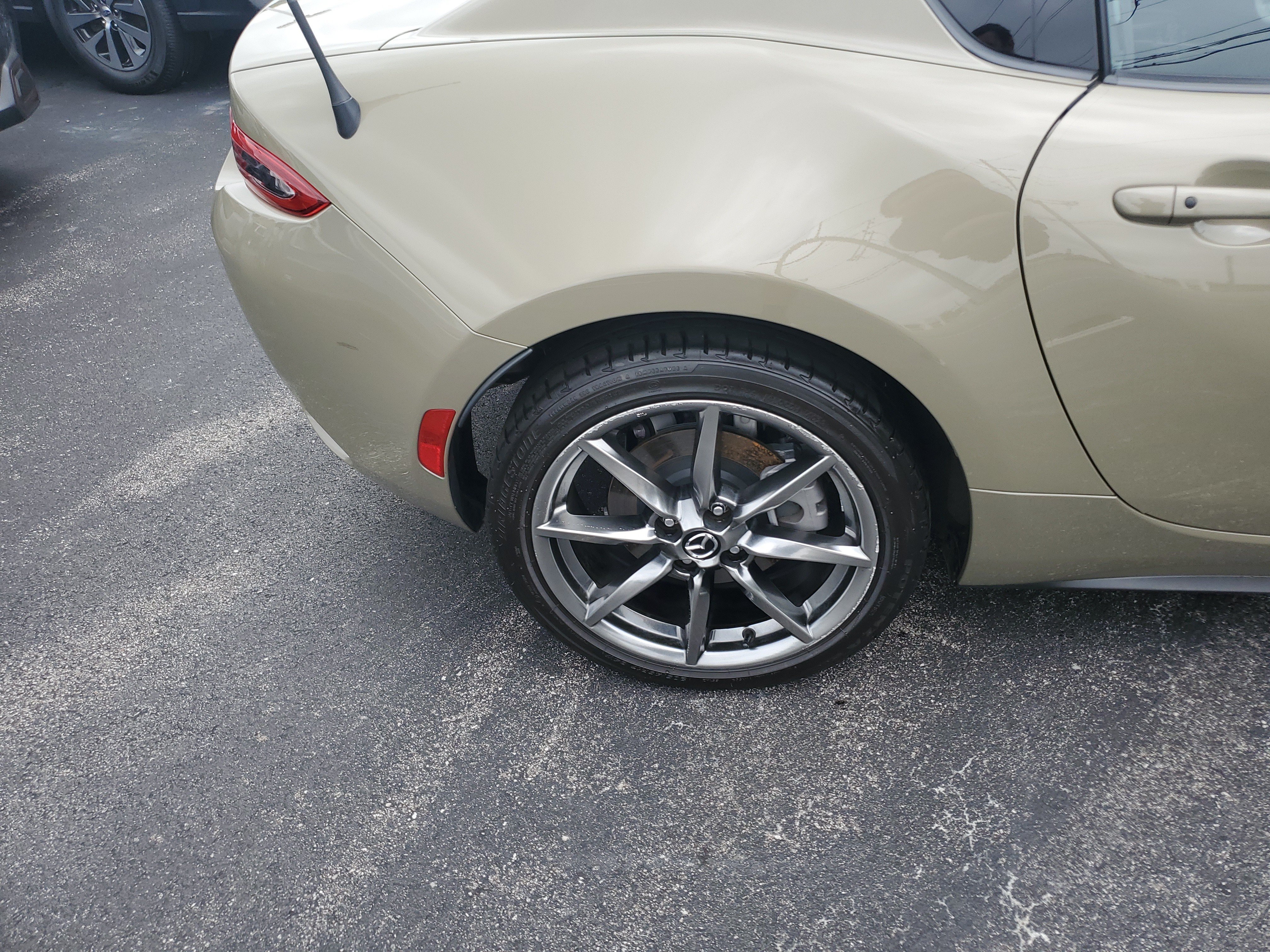 Used 2023 MAZDA MX-5 Miata Grand Touring RWD image 6