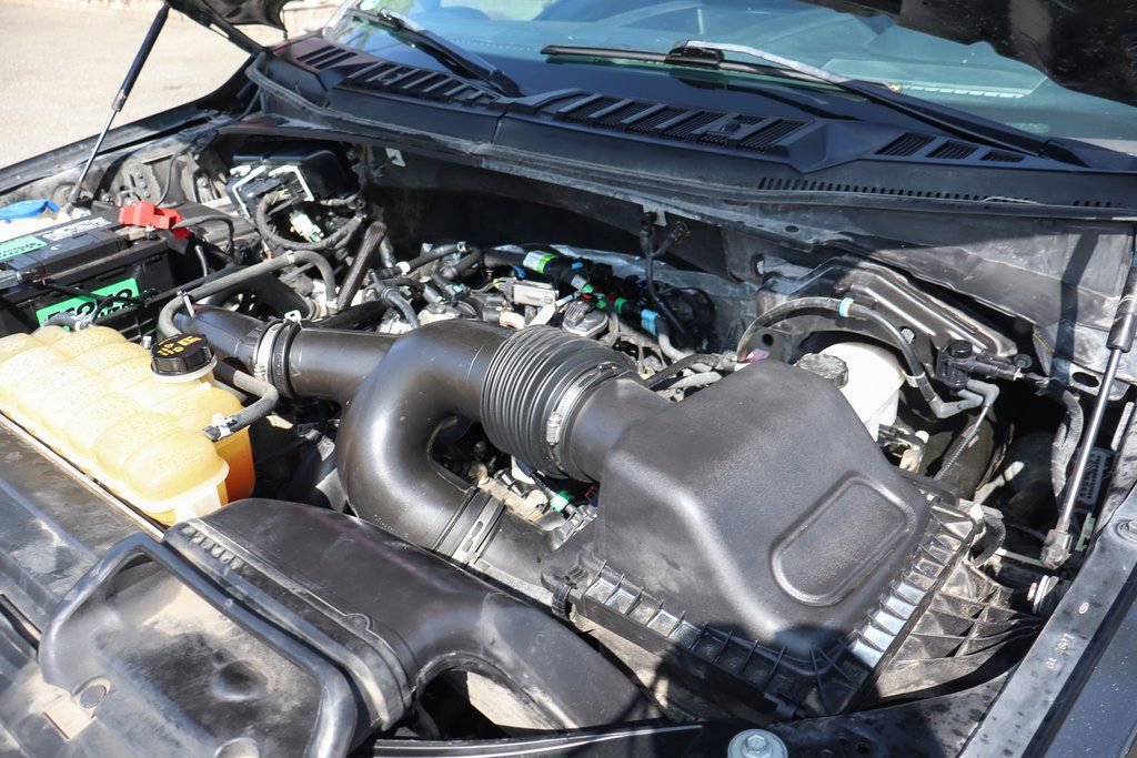 Used 2019 Ford F150 XL w/ Equipment Group 101A Mid AWD/4WD image 12