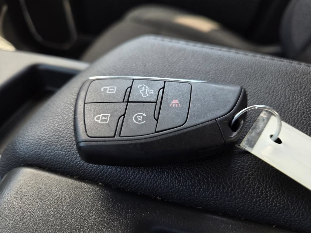 Used 2026 Chevrolet Silverado 1500 LT AWD/4WD image 47