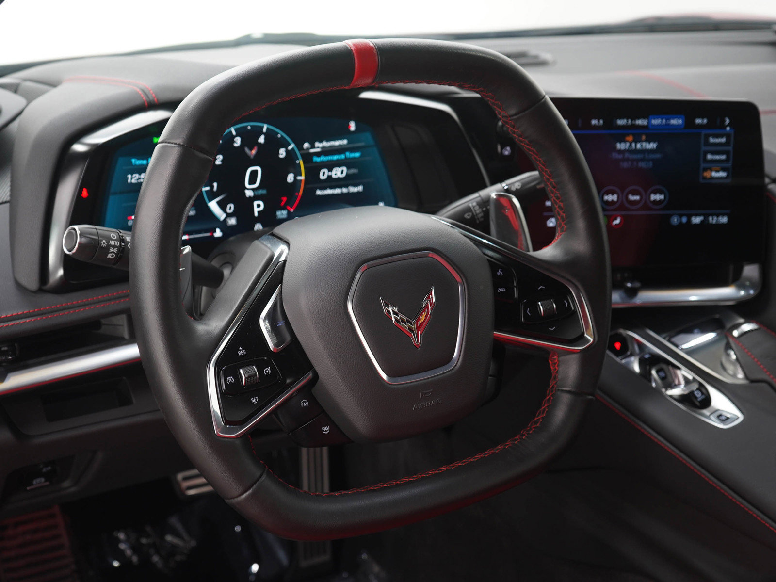 Used 2023 Chevrolet Corvette Stingray Convertible w/ Z51 Performance Package image 19