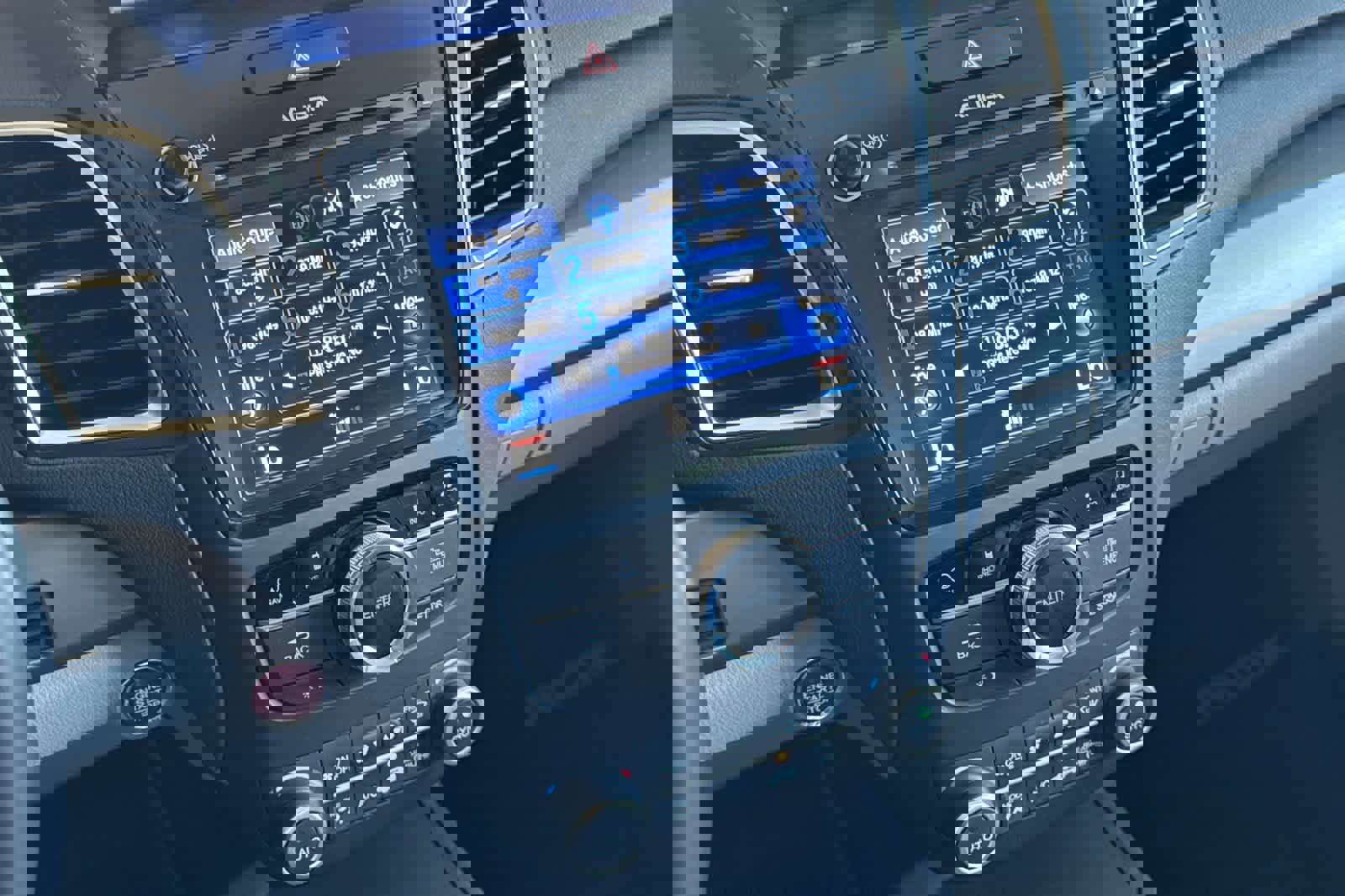 Certified 2017 Acura RDX AWD w/ Advance Package image 20