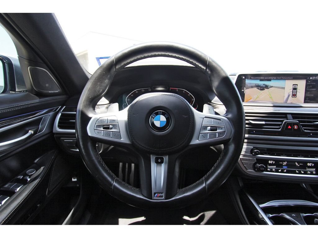 Used 2022 BMW 750i xDrive w/ Executive Package AWD/4WD image 14