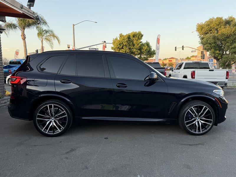 Used 2020 BMW X5 M50i w/ Executive Package AWD/4WD image 16