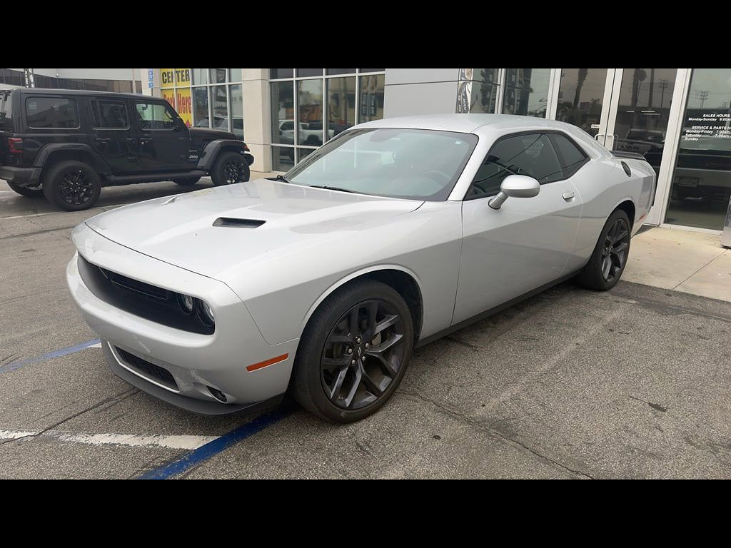 Used 2023 Dodge Challenger SXT w/ Blacktop Package RWD image 3