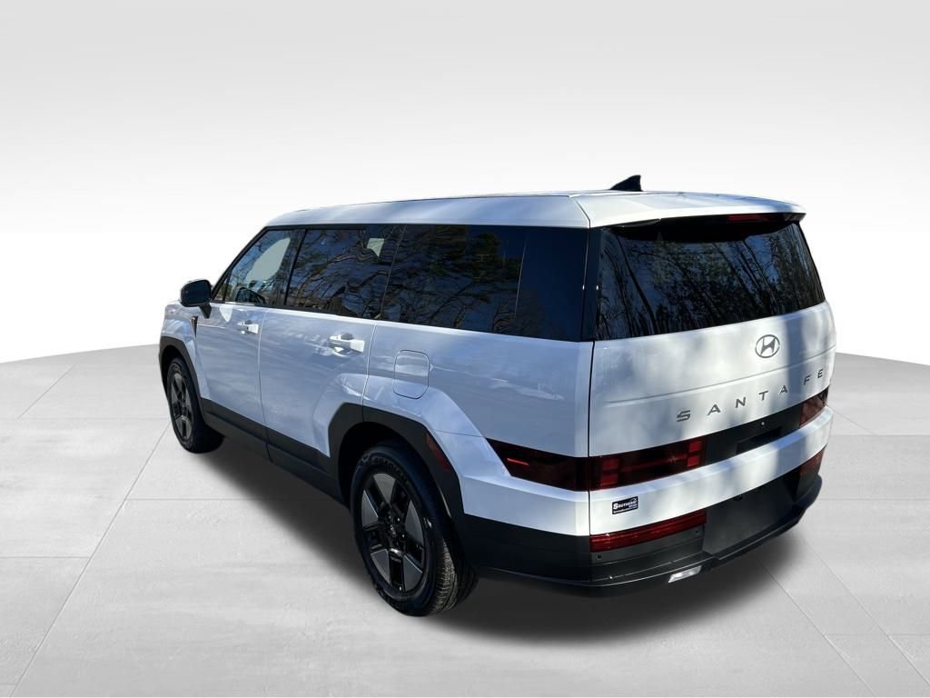 Used 2026 Hyundai Santa Fe SE image 3