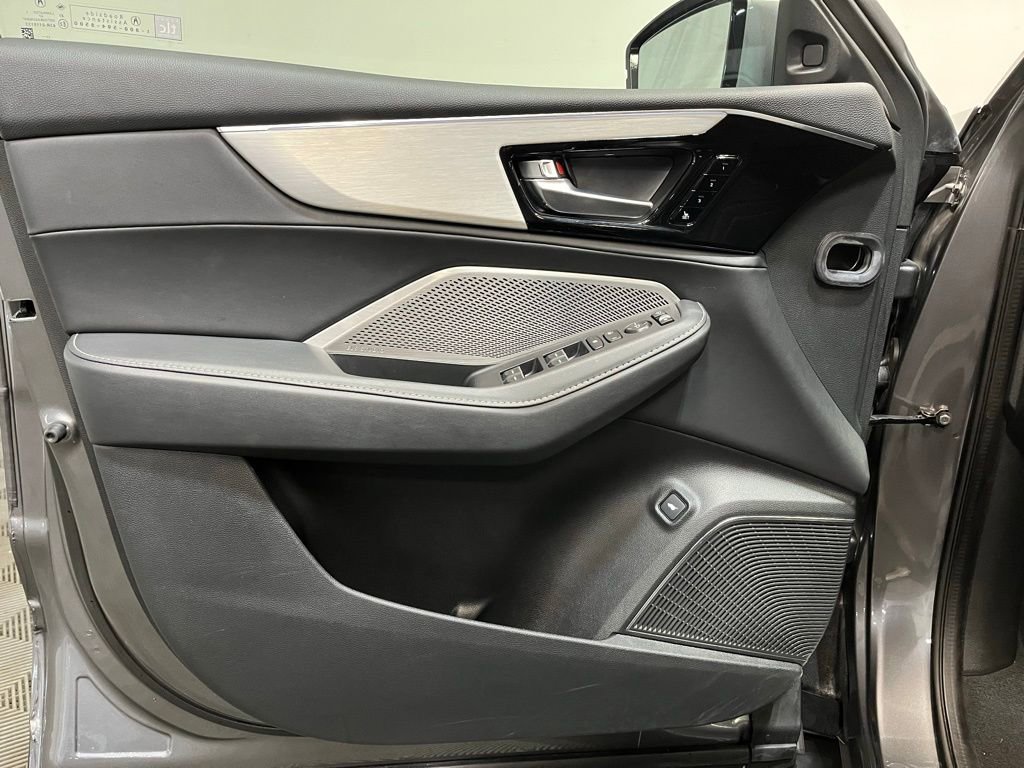 Certified 2024 Acura MDX SH-AWD w/ Technology Package image 13